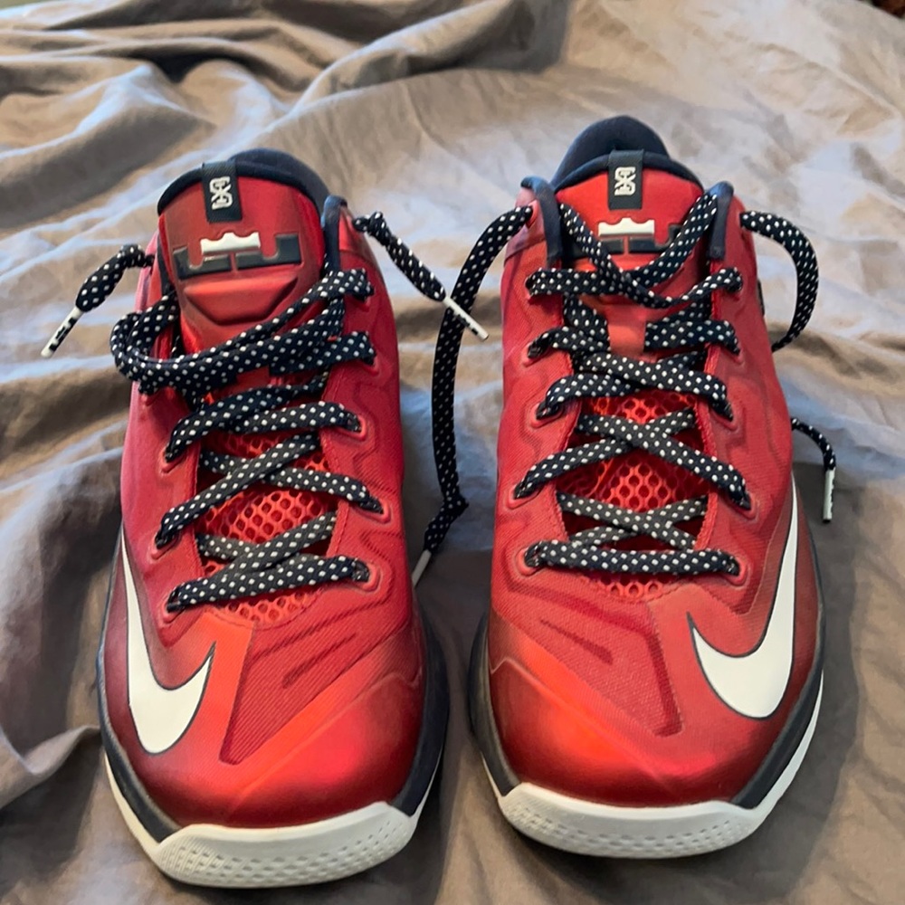 Nike Max LeBron 11 Low 'Independence Day'